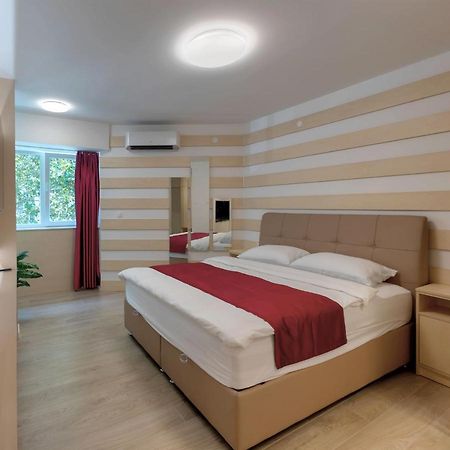 Luxury Studio Yasmine Downtown Мостар Екстериор снимка